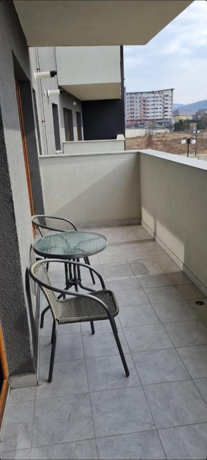 La Andrei Apartment Bistriţa Екстериор снимка